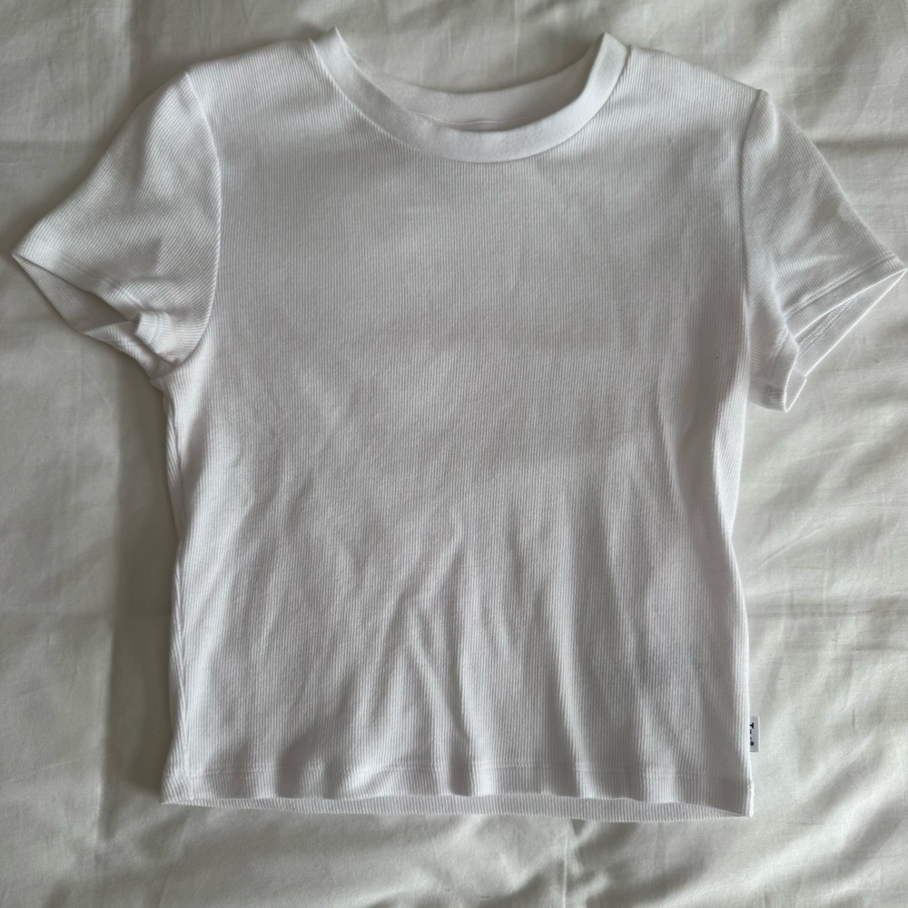 Aritzia Tna Homestretch White Tee